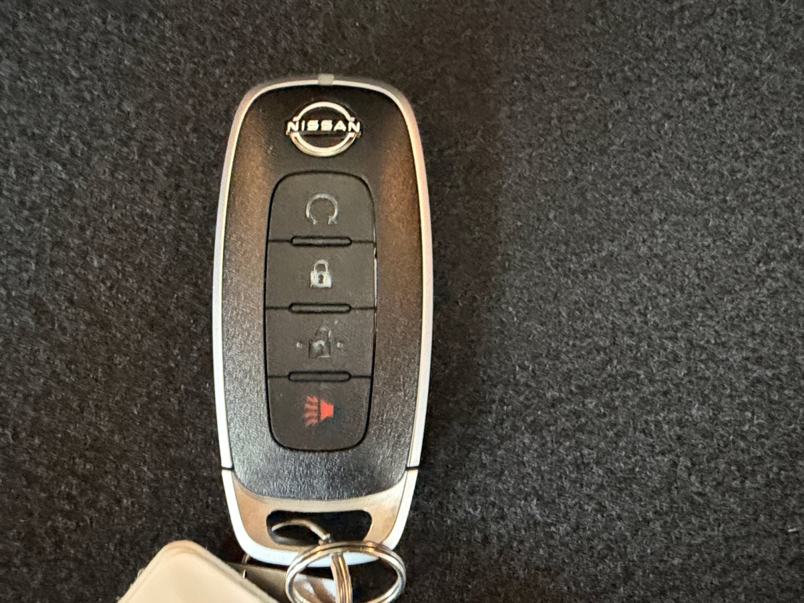 Used 2026 Nissan Kicks SR FWD image 28