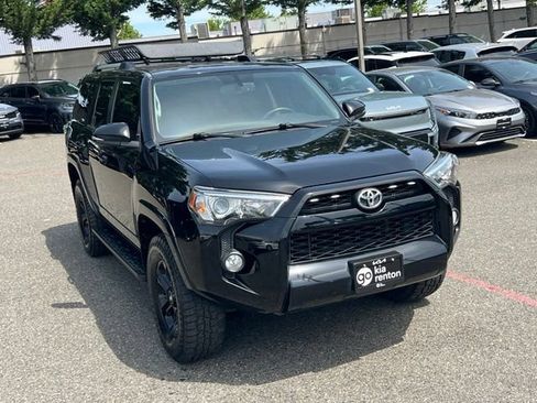 Used 2019 Toyota 4Runner SR5 Premium AWD/4WD image 5