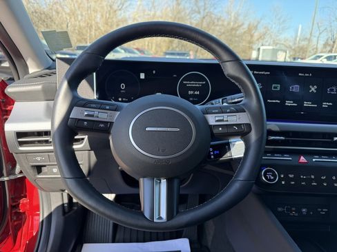 Used 2025 Hyundai Sonata Limited image 11