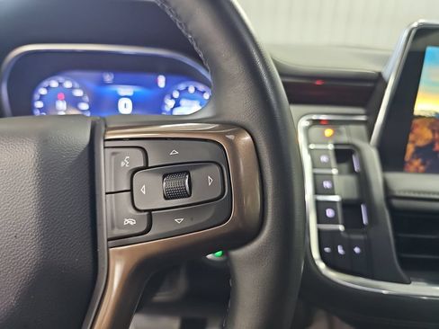 Used 2024 Chevrolet Suburban High Country w/ Max Trailering Package AWD/4WD image 18