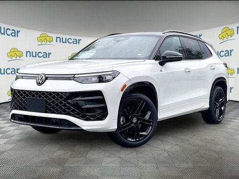 New 2026 Volkswagen Tiguan SE R-Line AWD/4WD image 4