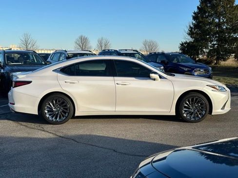 Used 2024 Lexus ES 350 Luxury w/ Accessory Package (Z1) image 8