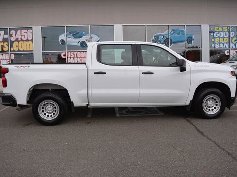 Used 2019 Chevrolet Silverado 1500 W/T w/ Trailering Package image 8