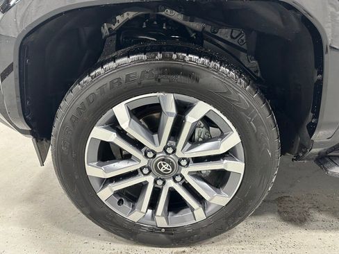 Used 2025 Toyota 4Runner Limited image 63