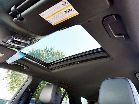 Used 2022 Mercedes-Benz GLE 350 4MATIC image 16