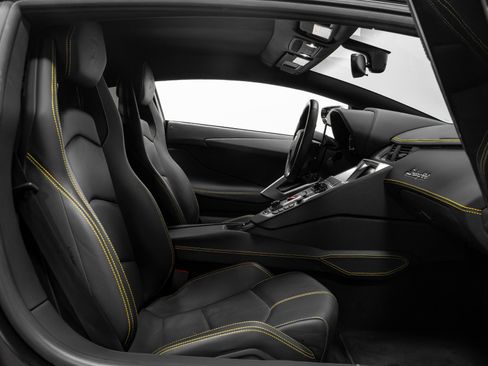 Used 2014 Lamborghini Aventador LP 700-4 image 28