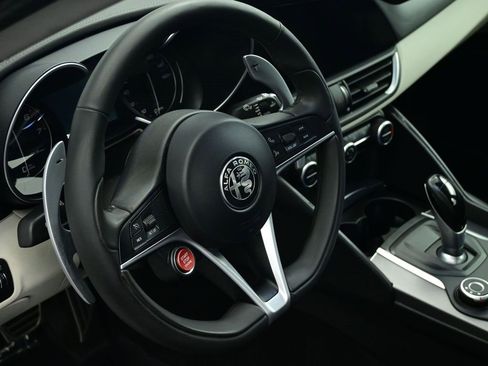 Used 2018 Alfa Romeo Giulia Ti Sport w/ Quick Order Package 22S Sport image 19