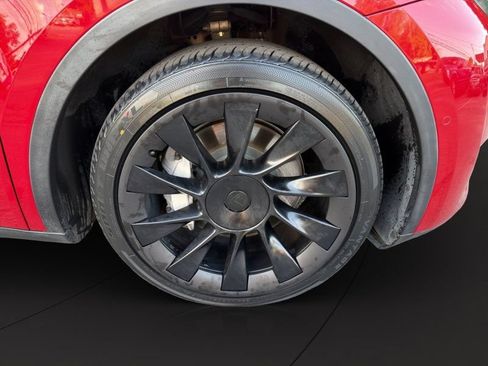 Used 2020 Tesla Model Y Long Range AWD/4WD image 24