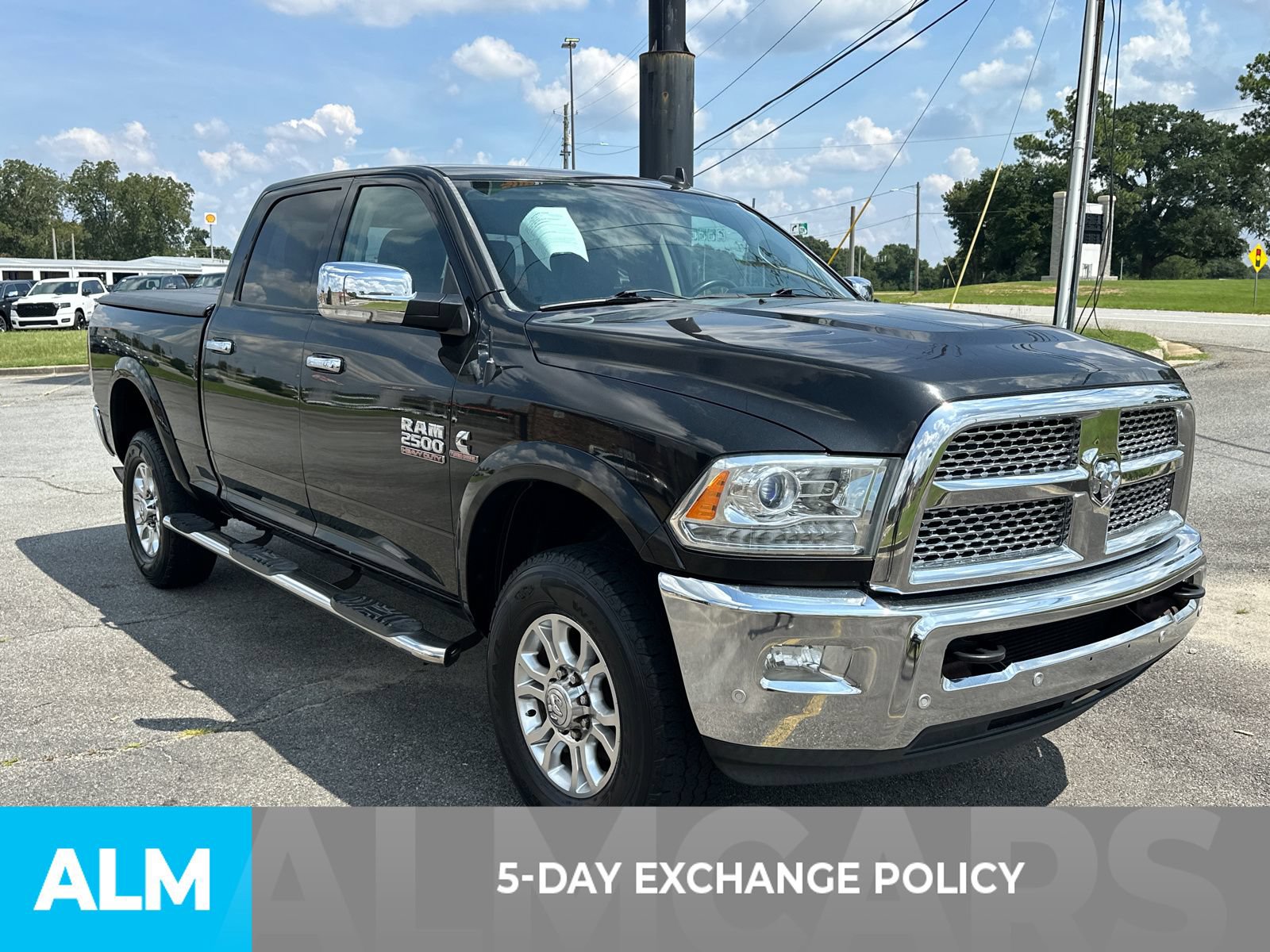 Used 2016 RAM 2500 Laramie AWD/4WD image 3