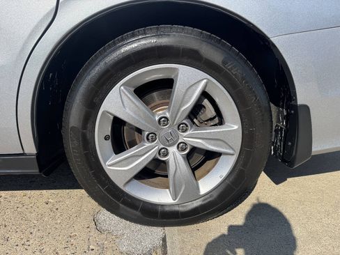 Used 2019 Honda Odyssey EX-L image 5