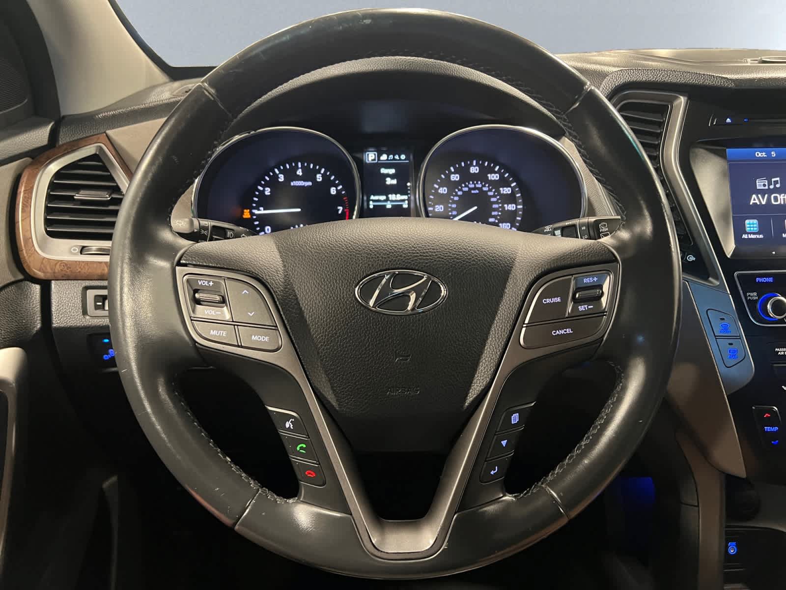 Used 2018 Hyundai Santa Fe Sport AWD/4WD image 16