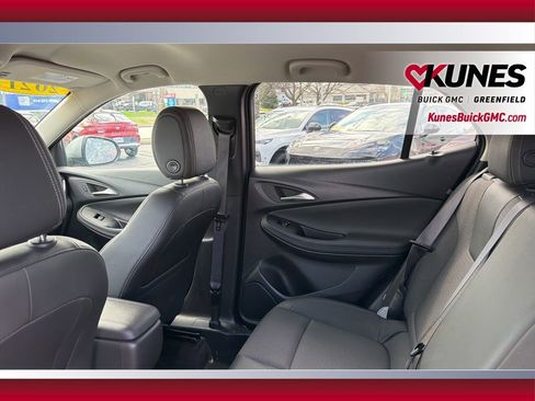 Used 2025 Buick Encore GX Preferred image 35