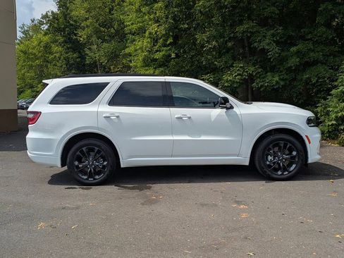Used 2024 Dodge Durango GT image 4