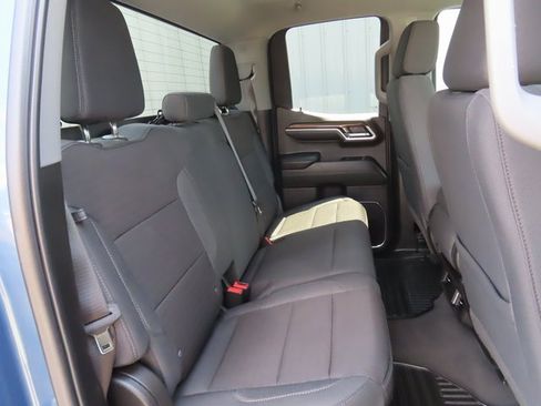 Used 2024 Chevrolet Silverado 1500 LT image 29