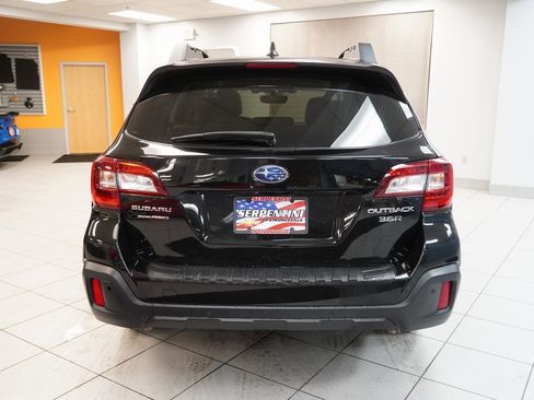 Used 2018 Subaru Outback 3.6R Limited image 9