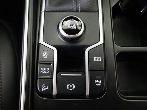 Used 2023 Kia Sorento EX image 29