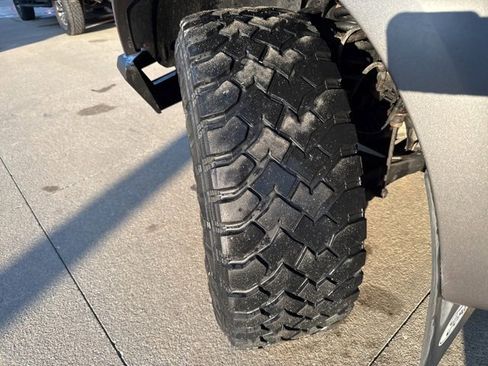 Used 2012 Ford F150 Raptor w/ Raptor Luxury Pkg image 52