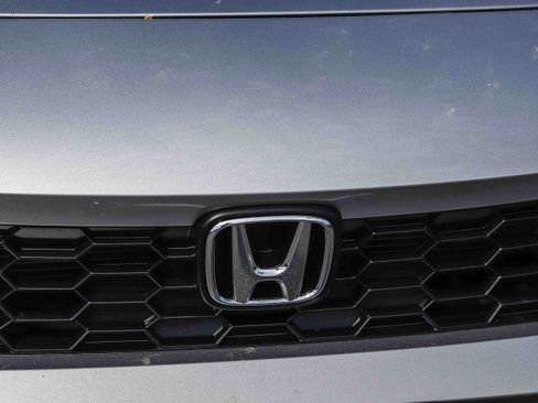 Certified 2025 Honda Civic Sport image 2