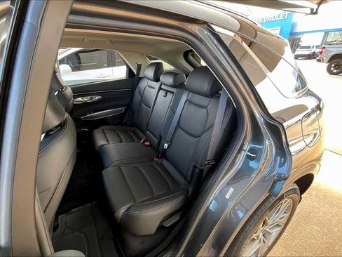 Used 2023 Genesis GV70 2.5T w/ Select Package AWD/4WD image 21