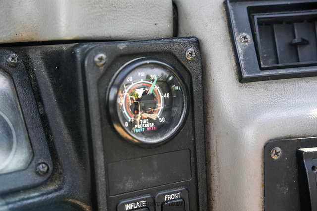 Used 2002 HUMMER H1 4-Door Open Top AWD/4WD image 37