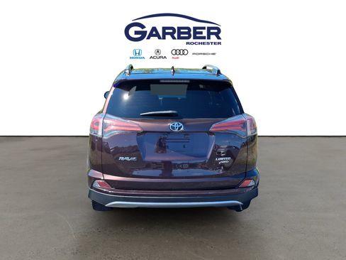 Used 2018 Toyota RAV4 Limited w/ Carpet Mat Package AWD/4WD image 11