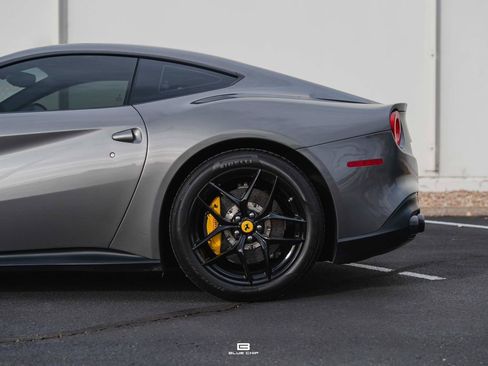 Used 2017 Ferrari F12 Berlinetta image 4