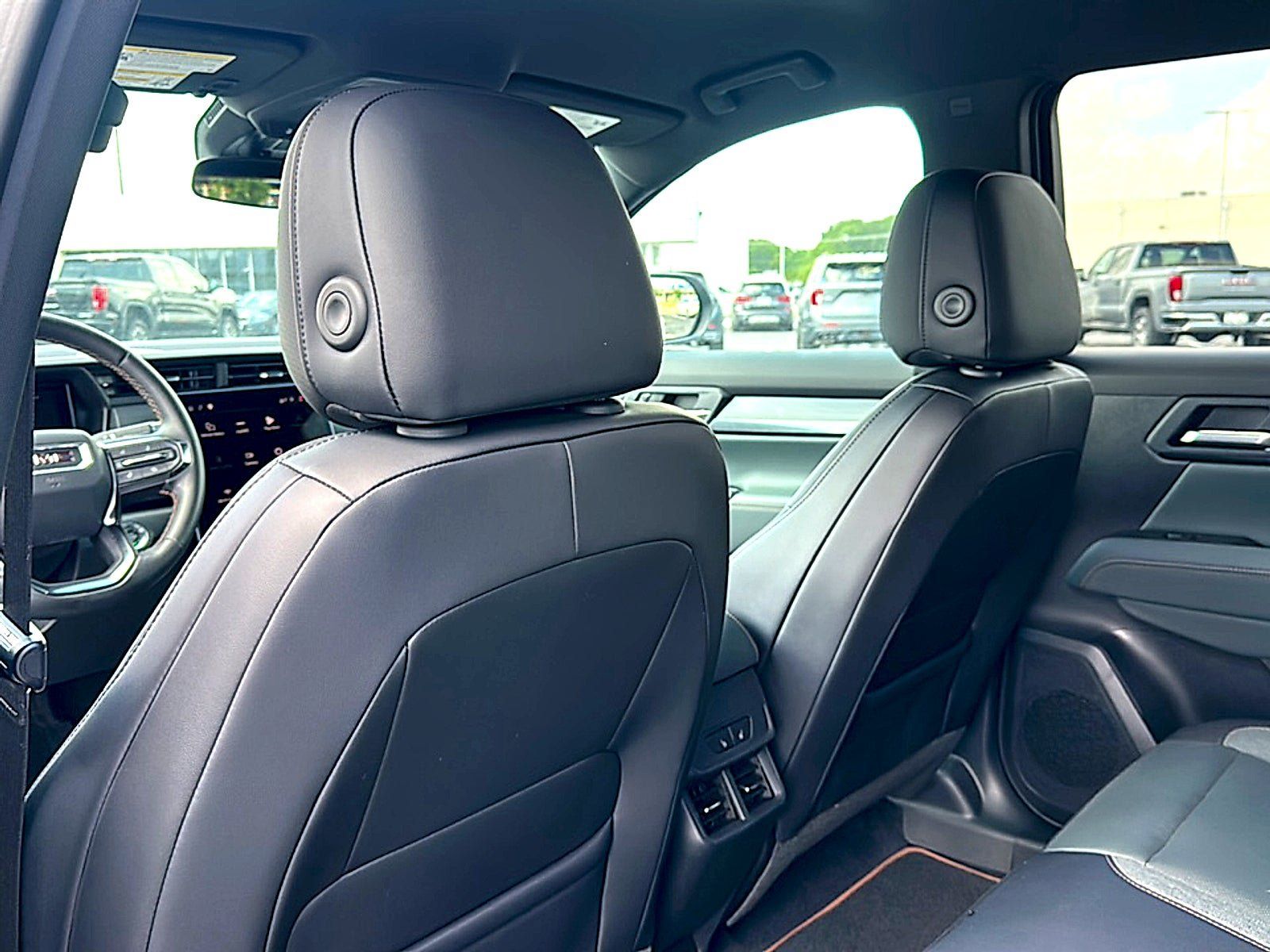 New 2026 GMC Terrain AT4 w/ Convenience Package III AWD/4WD image 15