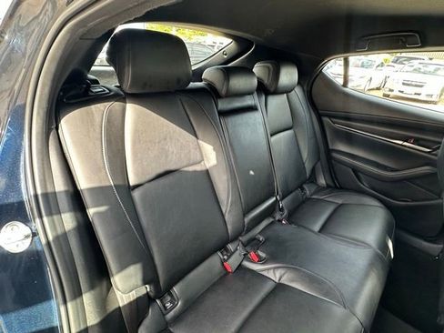 Used 2021 MAZDA MAZDA3 s image 23