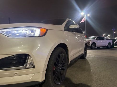 Used 2019 Ford Edge ST w/ Equipment Group 401A image 26