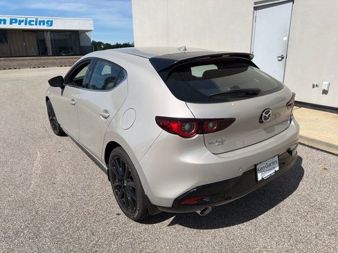New 2026 MAZDA MAZDA3 Hatchback w/Premium Plus Pkg AWD/4WD image 6