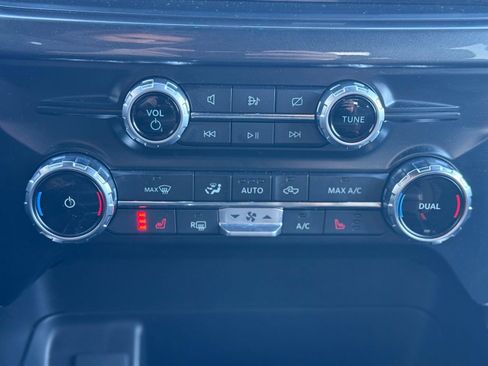 Used 2022 Ford F150 XLT w/ Equipment Group 302A High image 29