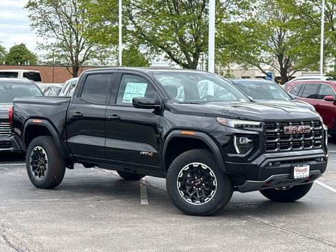 New 2026 GMC Canyon AT4 w/ Technology Plus Package AWD/4WD image 2