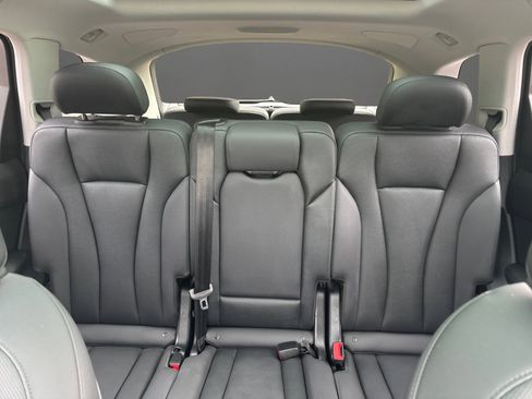 Used 2022 Audi Q7 3.0T Prestige image 17