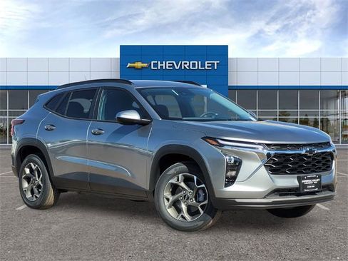 New 2026 Chevrolet Trax LT image 1