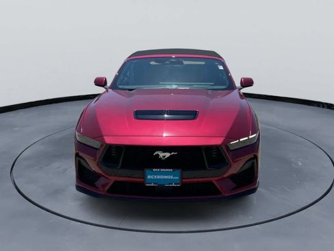 Used 2025 Ford Mustang GT Premium w/ GT Performance Package RWD image 2