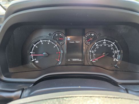 Used 2021 Toyota 4Runner SR5 AWD/4WD image 13