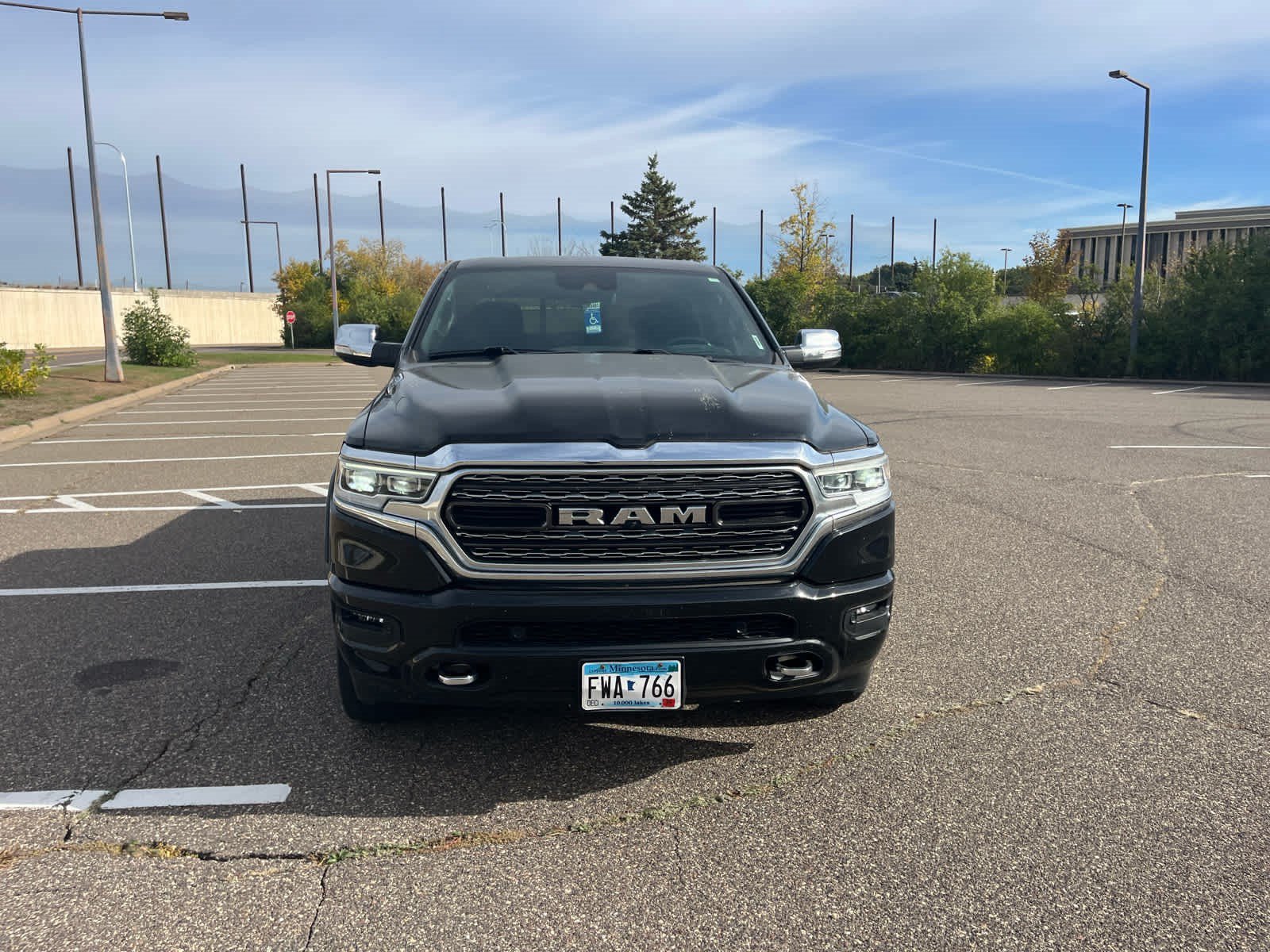 Used 2021 RAM 1500 Limited AWD/4WD image 2