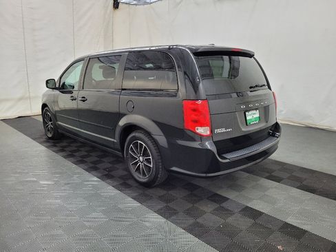 Used 2016 Dodge Grand Caravan SXT FWD image 5