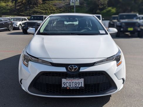 Used 2022 Toyota Corolla LE image 8