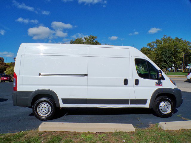 Used 2014 RAM ProMaster 2500 w/ Cargo Convenience Group FWD image 3