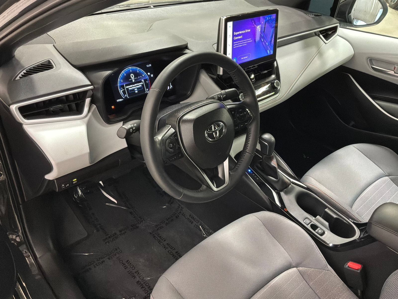 Used 2025 Toyota Corolla FX w/ Convenience Package FWD image 15