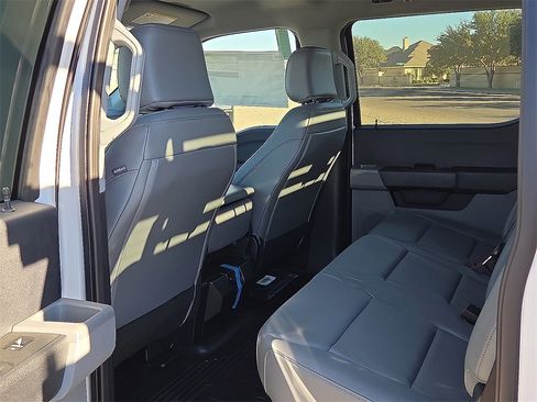 New 2025 Ford F350 XL w/ XL Chrome Package image 19