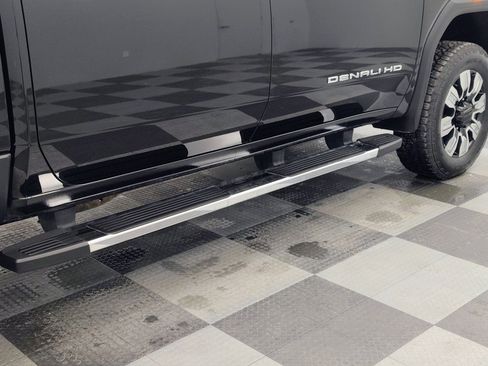 Used 2025 GMC Sierra 2500 Denali w/ Denali Reserve Package image 18
