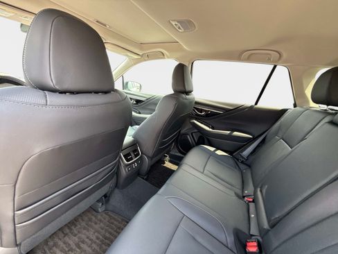 Certified 2025 Subaru Outback Limited AWD/4WD image 19