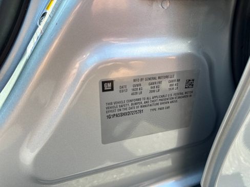 Used 2013 Chevrolet Cruze LS FWD image 30