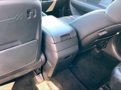 Used 2024 Hyundai Santa Fe Calligraphy image 10