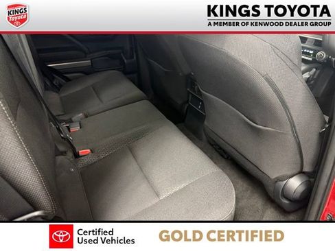 Used 2025 Toyota 4Runner SR5 AWD/4WD image 12