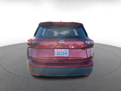 Used 2025 Nissan Rogue SV image 6