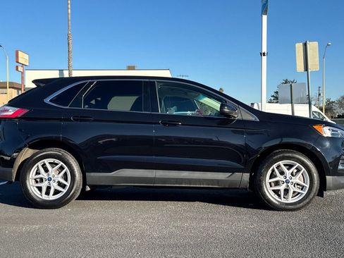 Used 2022 Ford Edge SEL image 7