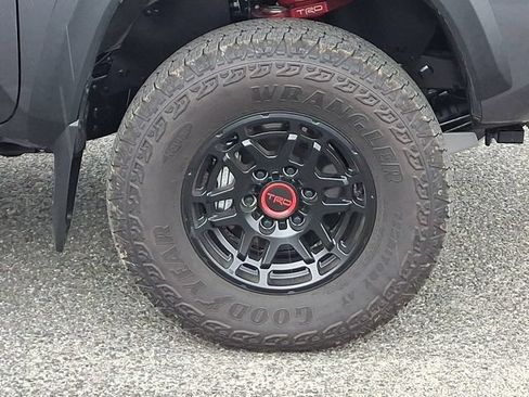 Used 2023 Toyota Tacoma TRD Pro AWD/4WD image 27